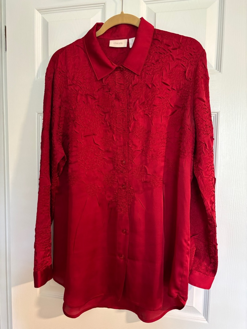 Chico’s Red Textured Silky Button-Front Blouse